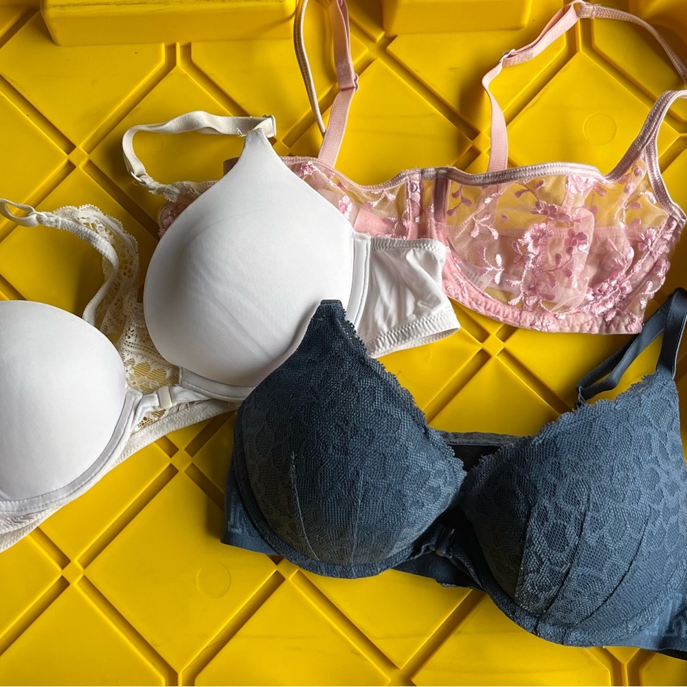 Victoria’s Secret Bra Lot